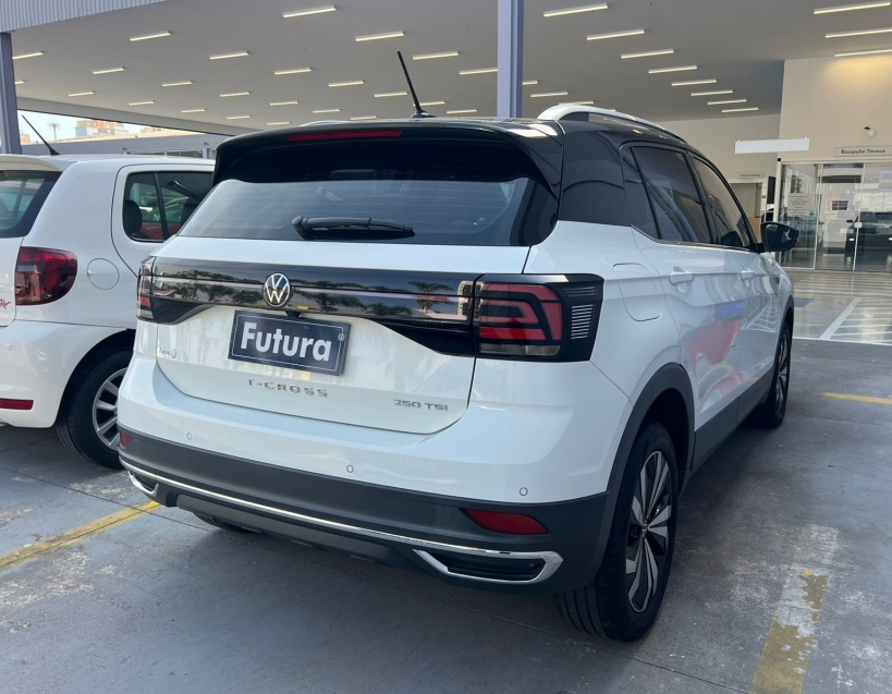 volkswagen t-cross 1.4 250 tsi total flex highline automatico gasolina 4p 2022