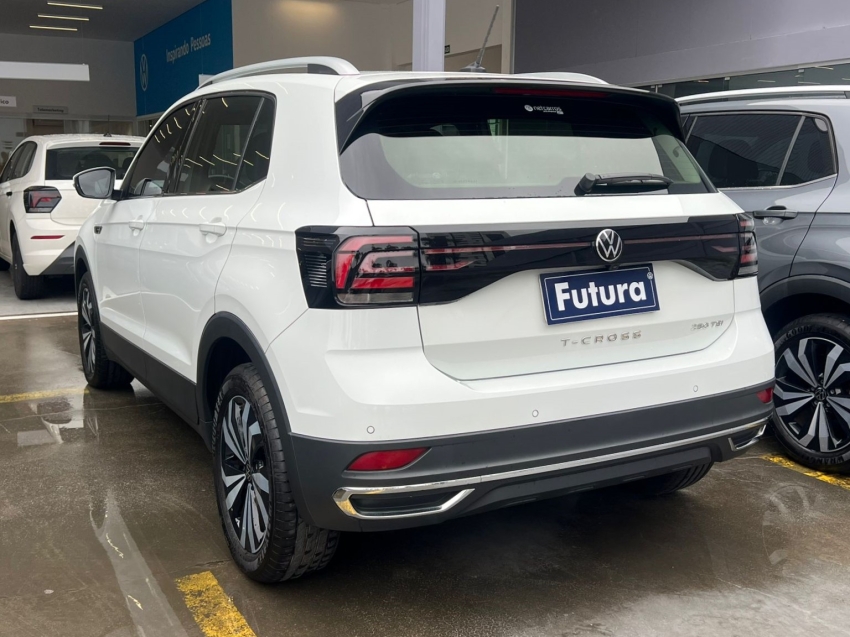 volkswagen t-cross 1.4 250 tsi total flex highline automatico gasolina 4p 2024