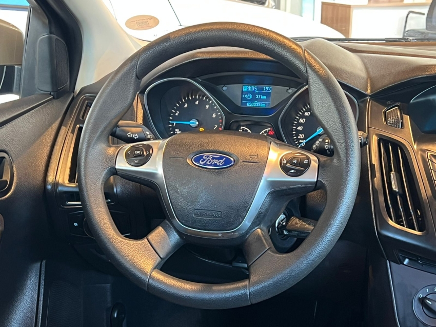 ford focus 1.6 s 16v flex 4p powershift gasolina automatico 2014