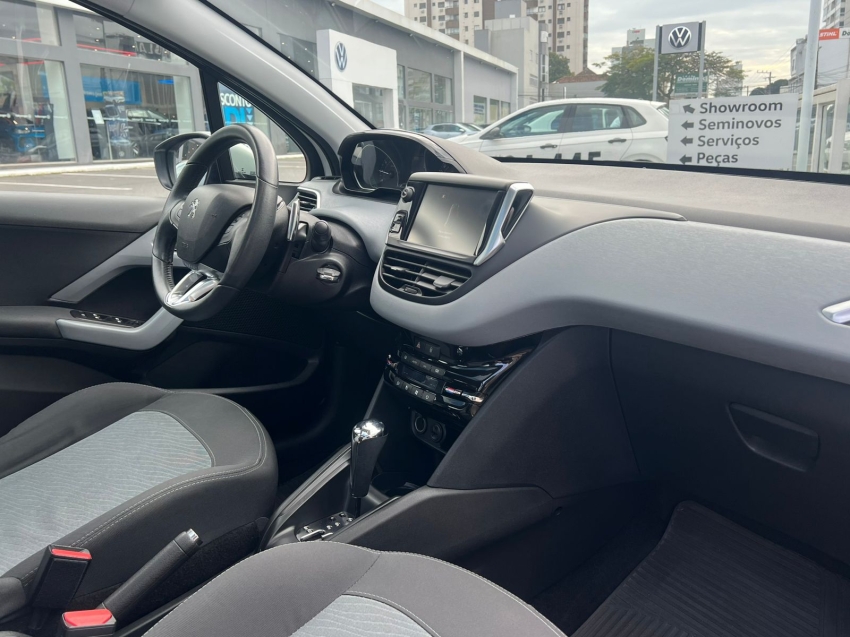 peugeot 208 1.6 allure 16v flex 4p automatico gasolina 20169 peugeot 208 1.6 allure 16v flex 4p automatico gasolina 20169