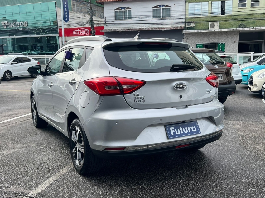 jac t40 1.6 16v gasolina plus 4p cvt automatico 2021