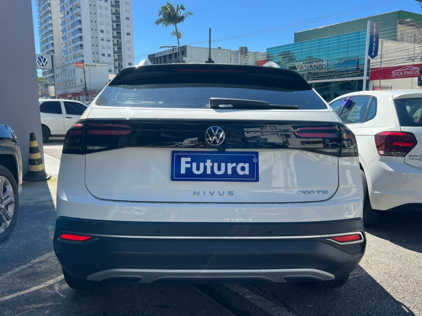 volkswagen nivus 1.0 200 tsi total flex highline automatico gasolina 4p 202412 volkswagen nivus 1.0 200 tsi total flex highline automatico gasolina 4p 202412
