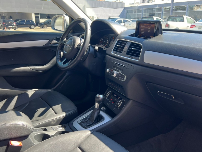 audi q3 1.4 tfsi attraction flex 4p s tronic gasolina automatico 20189 audi q3 1.4 tfsi attraction flex 4p s tronic gasolina automatico 20189