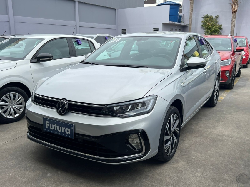 volkswagen virtus 1.0 200 tsi highline automatico gasolina 4p 2024