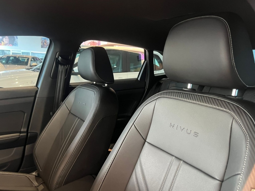 volkswagen nivus 1.0 200 tsi total flex highline automatico gasolina 4p 2025
