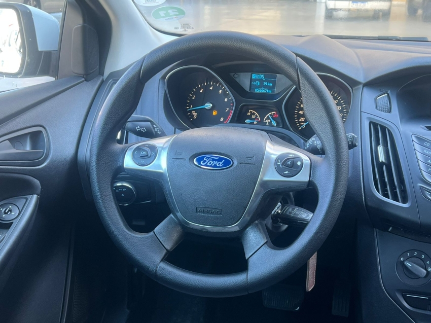 ford focus 1.6 s 16v flex 4p powershift gasolina automatico 20156 ford focus 1.6 s 16v flex 4p powershift gasolina automatico 20156