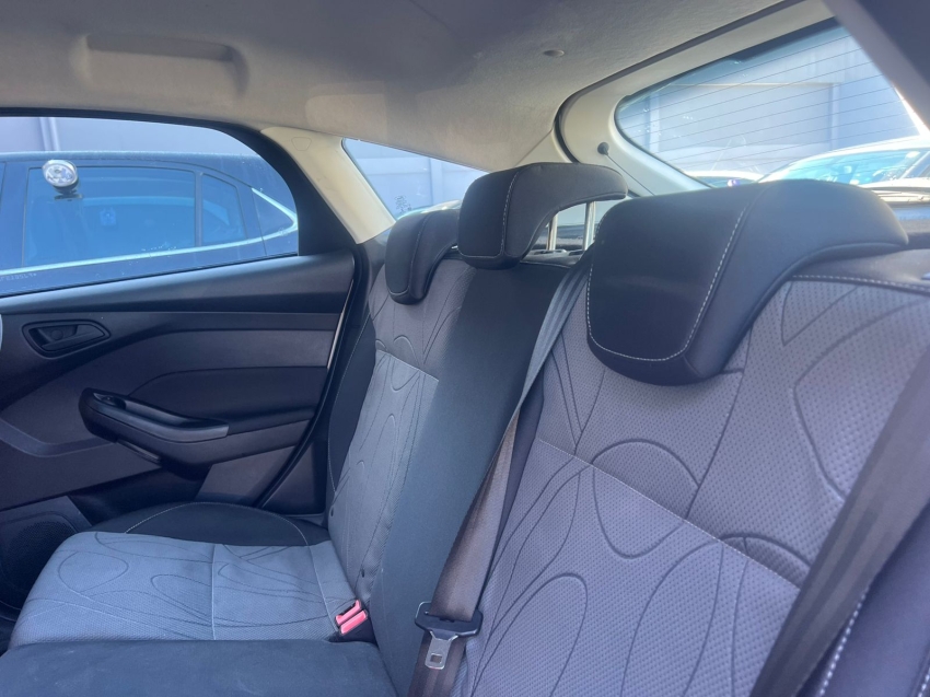 ford focus 1.6 s 16v flex 4p powershift gasolina automatico 201510 ford focus 1.6 s 16v flex 4p powershift gasolina automatico 201510