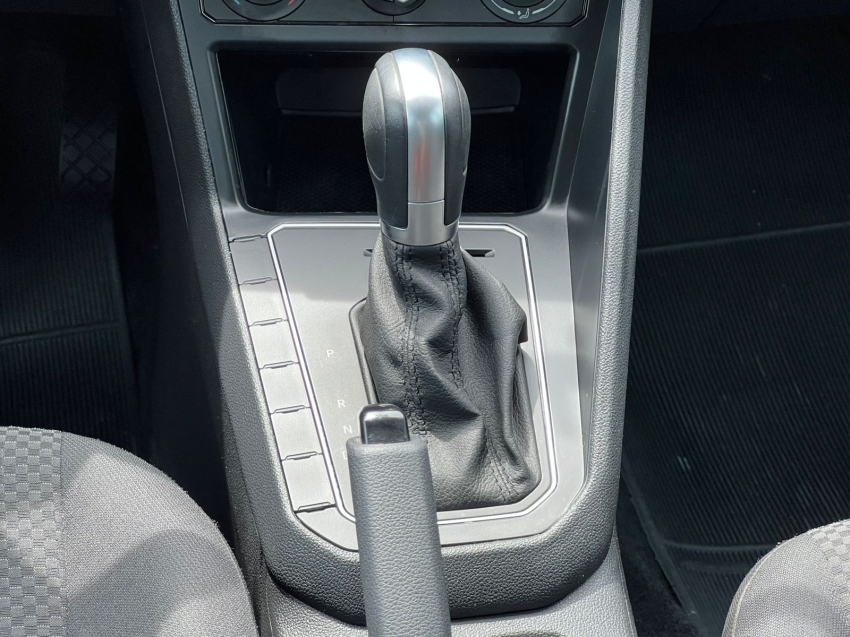 volkswagen virtus 1.6 msi total flex automatico gasolina 4p 2020
