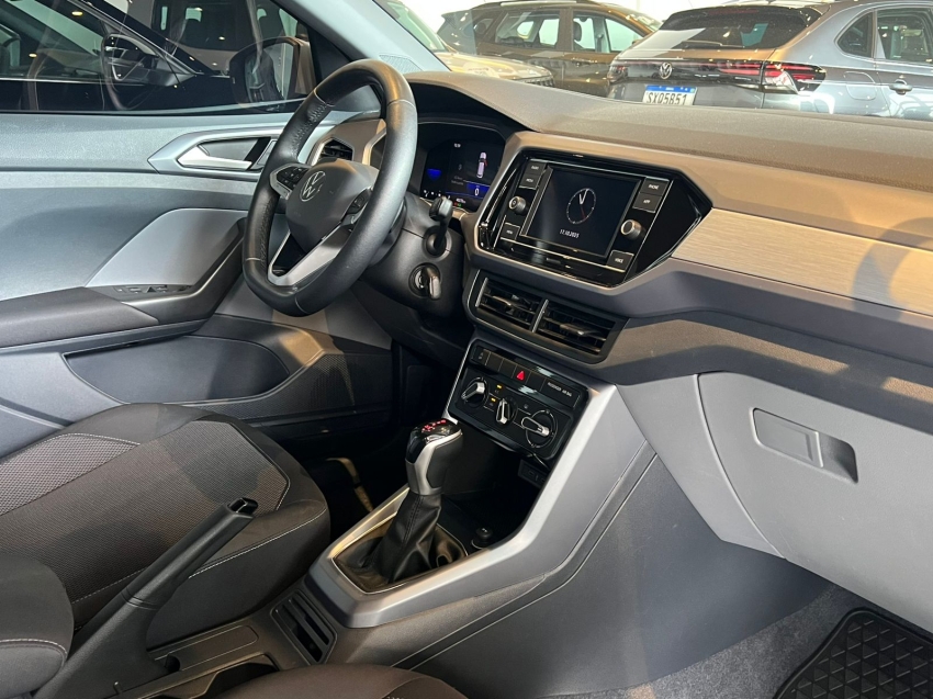 volkswagen t-cross 1.0 200 tsi total flex automatico gasolina 4p 20239