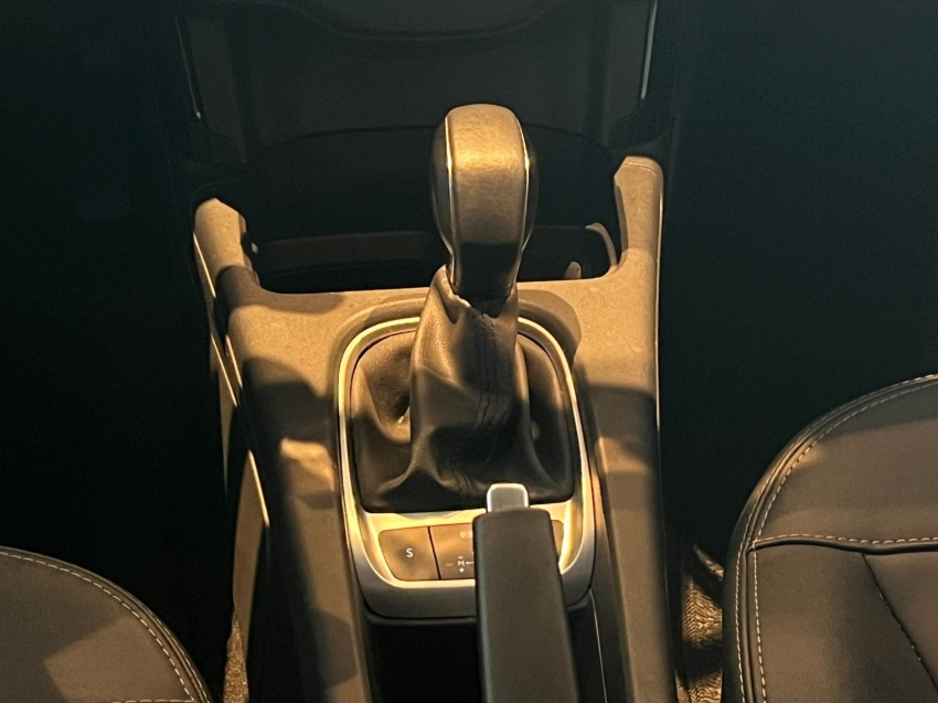 citroen c4 cactus 1.6 vti 120 flex feel pack eat6 gasolina 4p automatico 20248 citroen c4 cactus 1.6 vti 120 flex feel pack eat6 gasolina 4p automatico 20248
