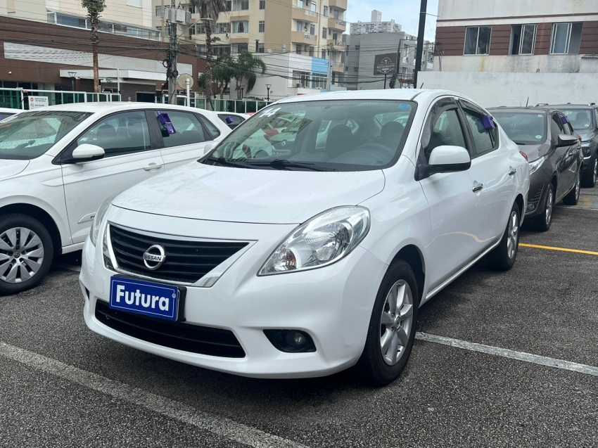 nissan versa 1.6 16v flex sl 4p manual gasolina 2014