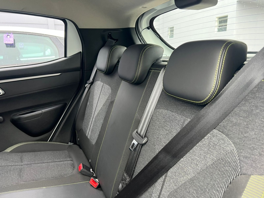 renault kwid 1.0 12v sce flex outsider manual gasolina 4p 202310