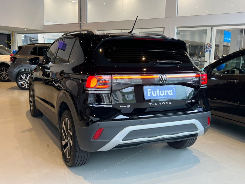 volkswagen t-cross 1.4 250 tsi total flex highline automatico gasolina 4p 202511