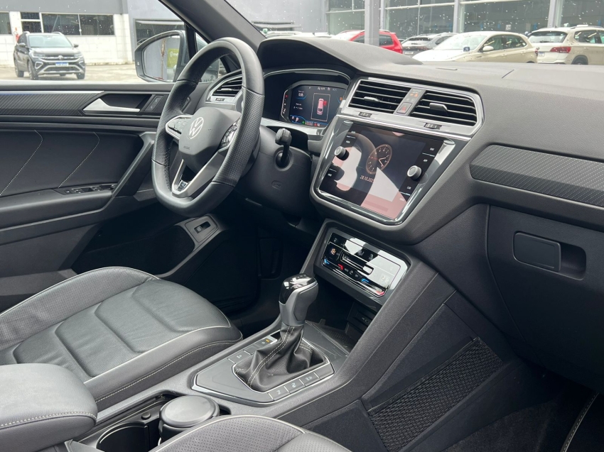 volkswagen tiguan 2.0 300 tsi gasolina allspace r-line automatico 4p 20248