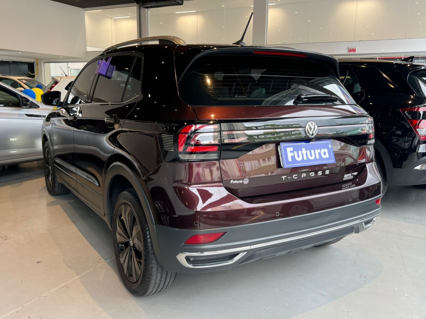 volkswagen t-cross 1.4 250 tsi total flex highline automatico 1.0 gasolina 4p 202013