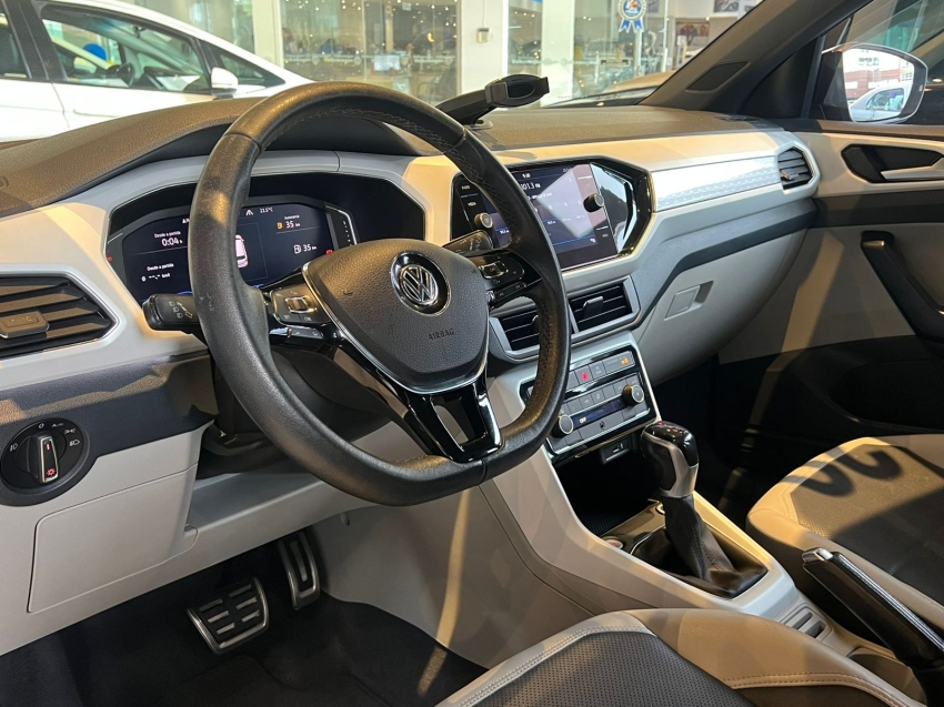 volkswagen t-cross 1.4 250 tsi total flex highline automatico 1.0 gasolina 4p 20203