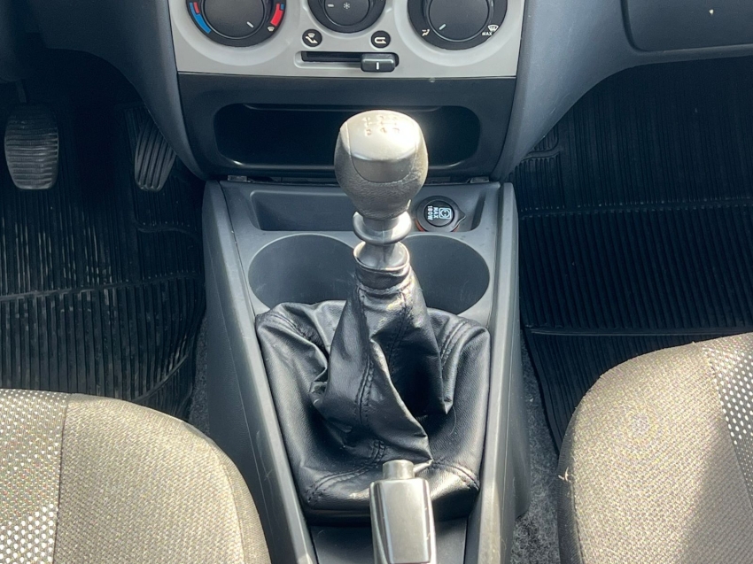 fiat palio 1.0 mpi fire 8v flex 2p manual gasolina 4p 20157