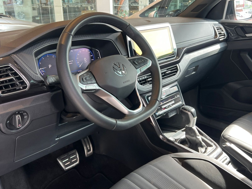 volkswagen t-cross 1.4 250 tsi total flex highline automatico gasolina 4p 20253