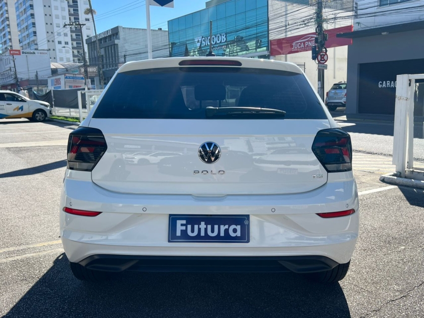 volkswagen polo 1.0 170 tsi highline automatico gasolina 4p 202312