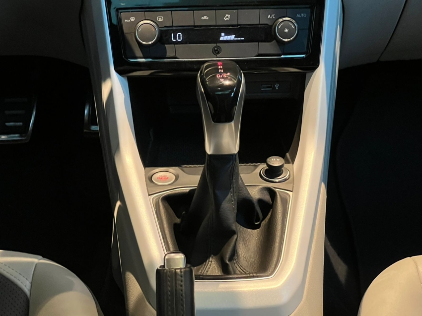 volkswagen t-cross 1.4 250 tsi total flex highline automatico 4p 20217