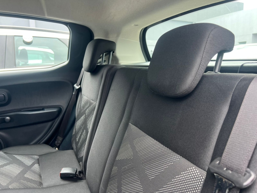 fiat mobi 1.0 evo flex like. manual gasolina 4p 20189