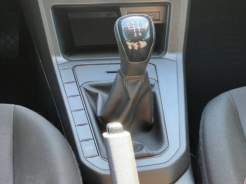 volkswagen polo 1.0 mpi track manual gasolina 4p 20247