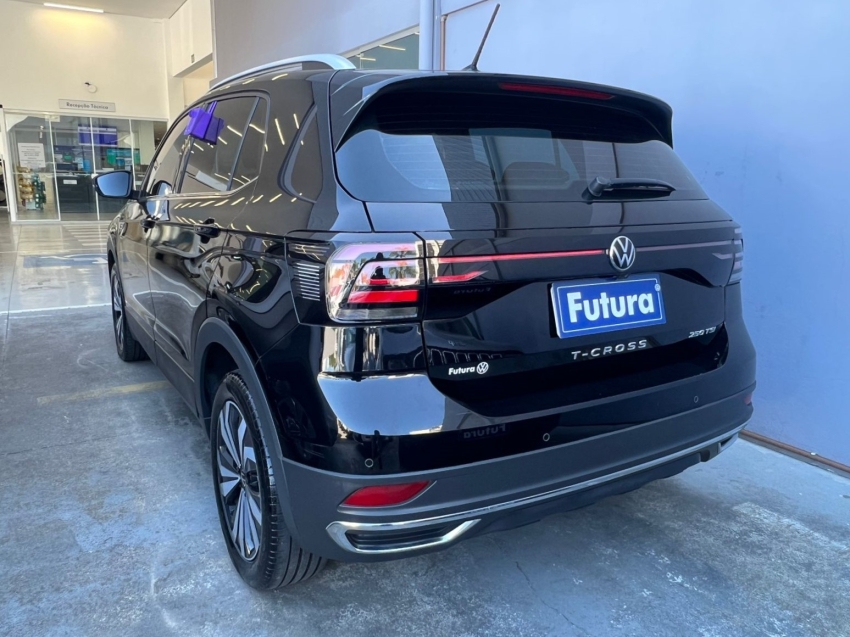 volkswagen t-cross 1.4 250 tsi total flex highline automatico gasolina 4p 202311
