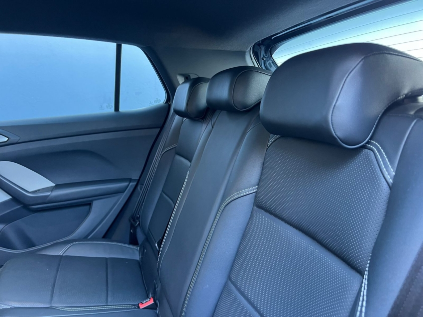 volkswagen t-cross 1.4 250 tsi total flex highline automatico gasolina 4p 202310