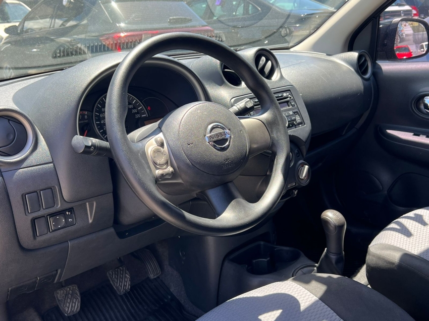 nissan march 1.0 16v flex 4p manual gasolina 20143