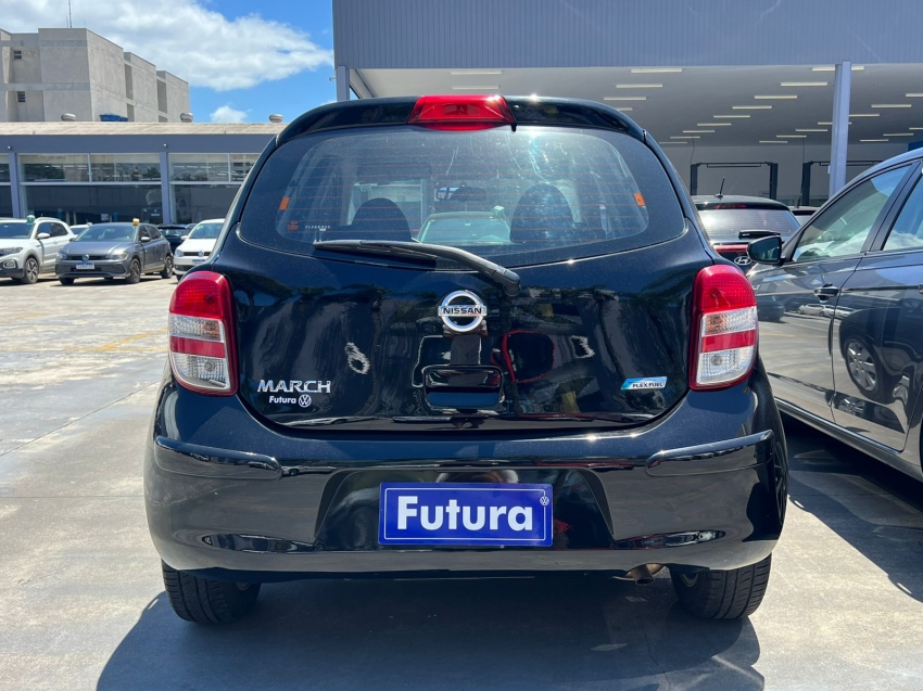 nissan march 1.0 16v flex 4p manual gasolina 201412