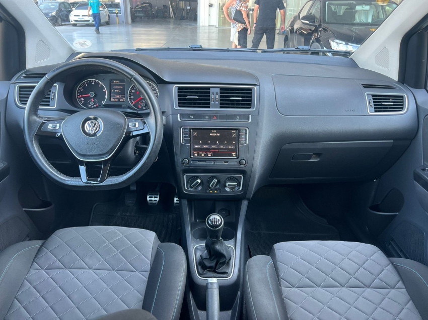volkswagen fox 1.6 msi highline 16v flex 4p manual gasolina 20185