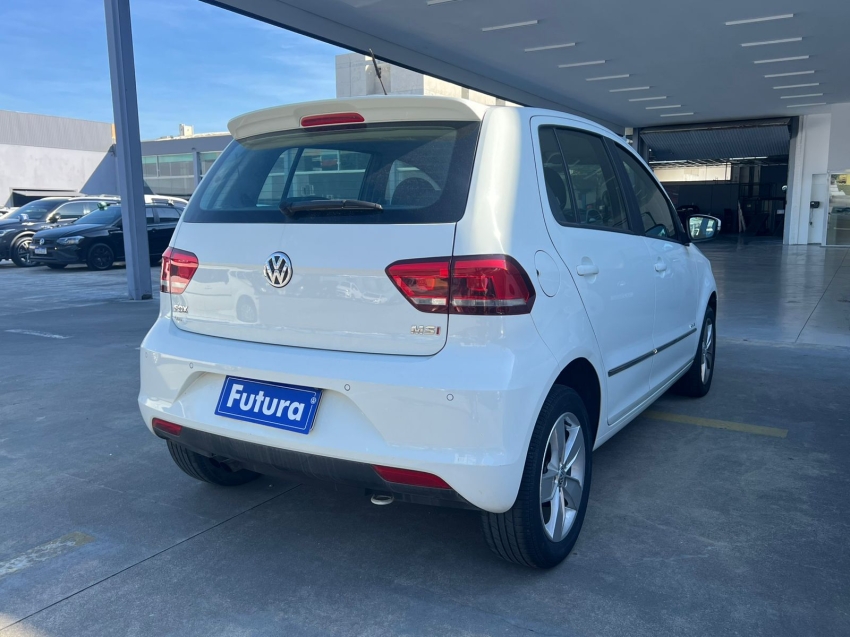 volkswagen fox 1.6 msi highline 16v flex 4p manual gasolina 201811