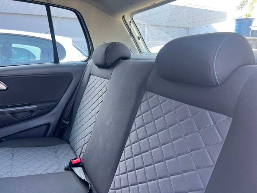 volkswagen fox 1.6 msi highline 16v flex 4p manual gasolina 201810