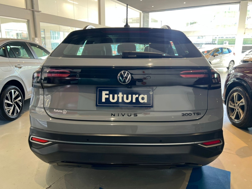 volkswagen nivus 1.0 200 tsi total flex highline automatico gasolina 4p 202312