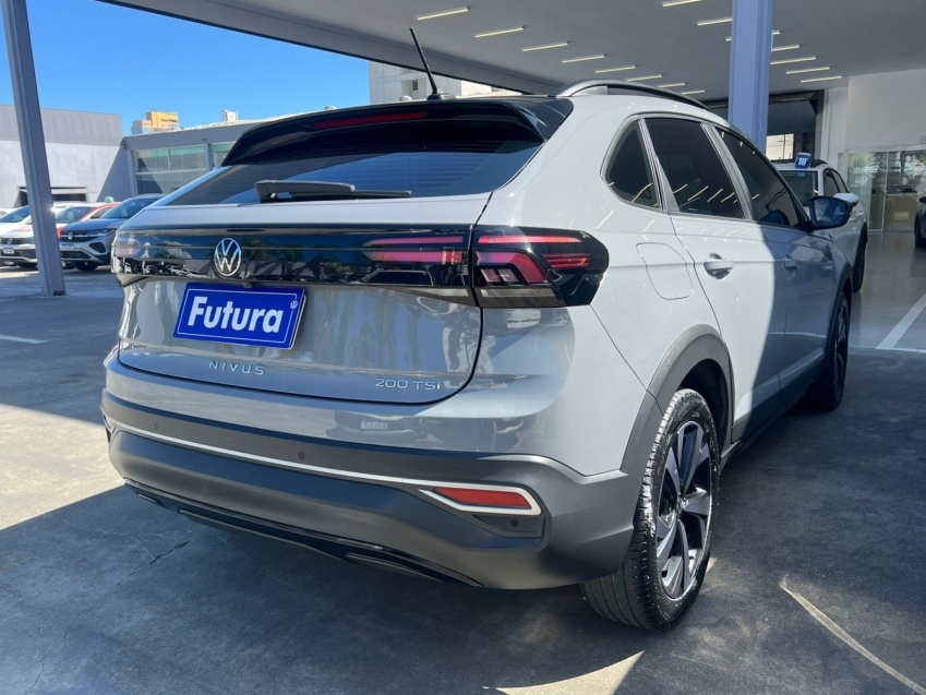 volkswagen nivus 1.0 200 tsi total flex highline automatico gasolina 4p 202313