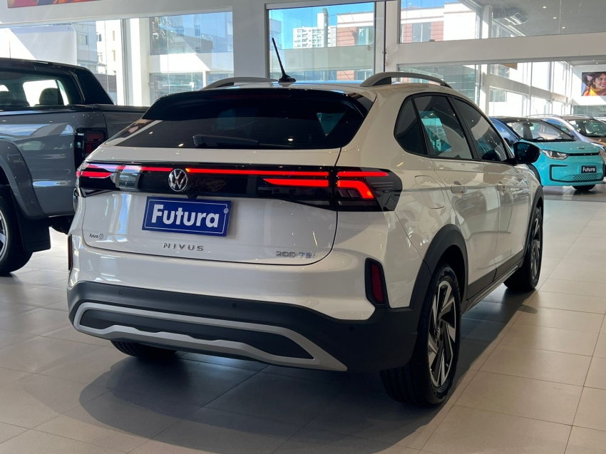 volkswagen nivus 1.0 200 tsi total flex highline automatico gasolina 4p 202613