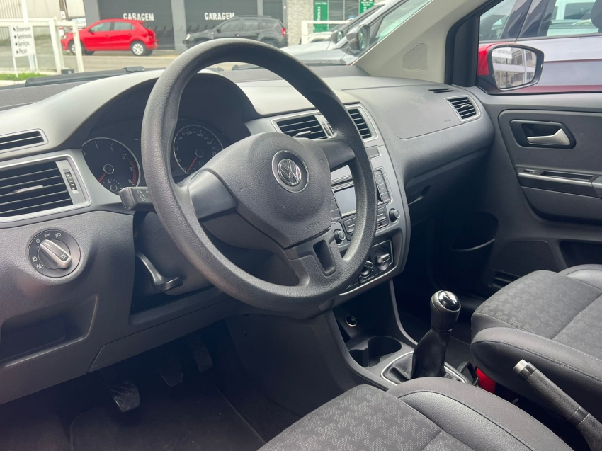 volkswagen fox 1.0 mi comfortline 8v flex 4p manual gasolina 20153