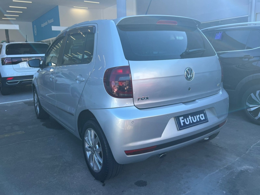 volkswagen fox 1.6 mi prime 8v flex 4p manual gasolina 201313