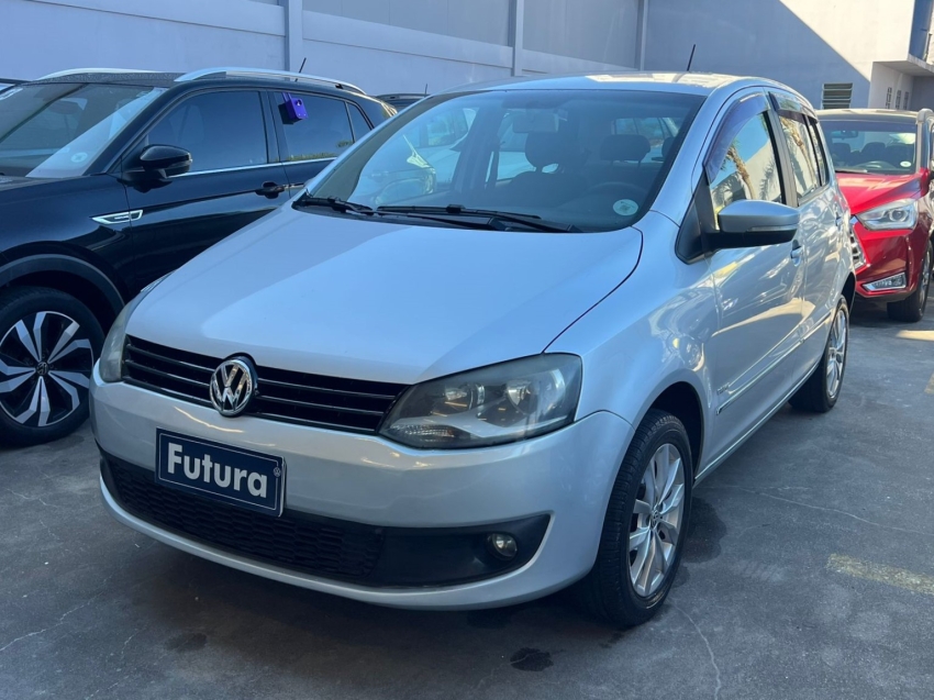volkswagen fox 1.6 mi prime 8v flex 4p manual gasolina 2013
