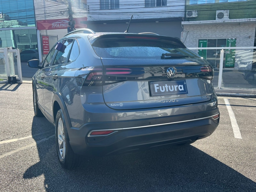 volkswagen nivus 1.0 200 tsi total flex comfortline automatico gasolina 4p 202311