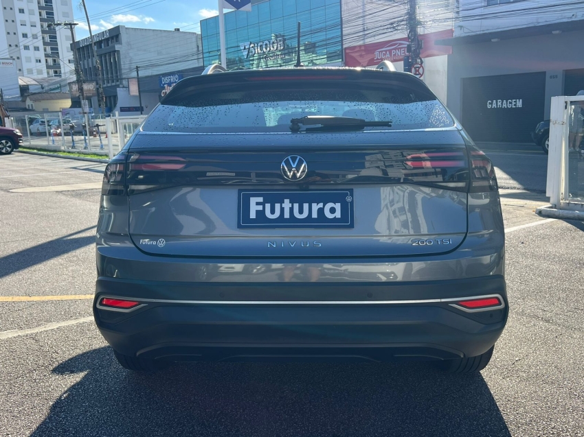 volkswagen nivus 1.0 200 tsi total flex comfortline automatico gasolina 4p 202312