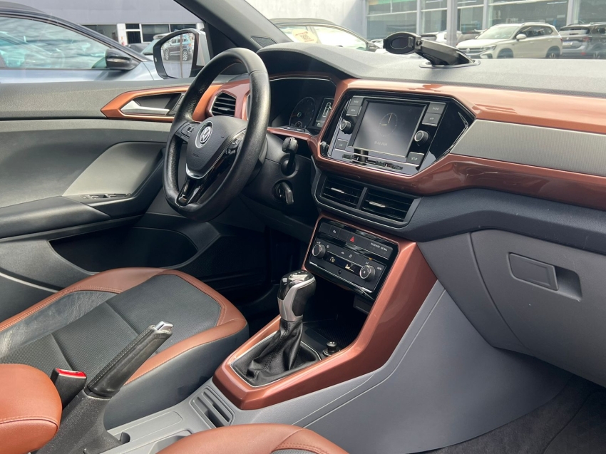 volkswagen t-cross 1.0 200 tsi total flex comfortline automatico gasolina 4p 20209