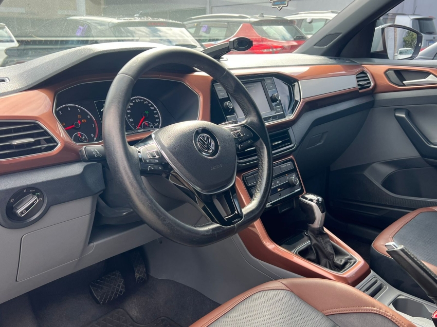 volkswagen t-cross 1.0 200 tsi total flex comfortline automatico gasolina 4p 20203