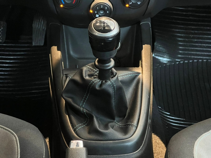 chevrolet onix 1.0 mpfi ls 8v flex 4p manual gasolina 20168