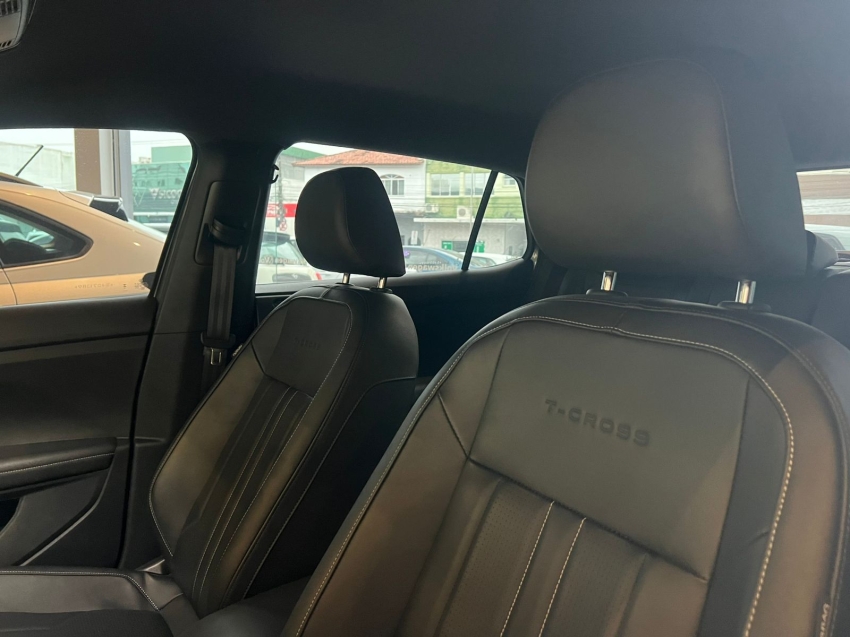 volkswagen t-cross 1.4 250 tsi total flex highline automatico gasolina 4p 20254