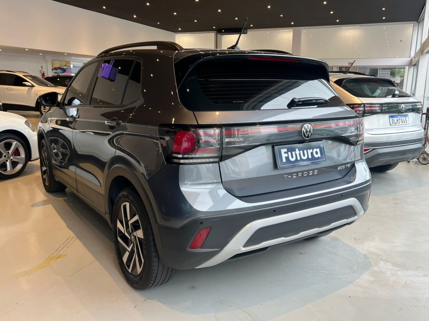 volkswagen t-cross 1.4 250 tsi total flex highline automatico gasolina 4p 202513