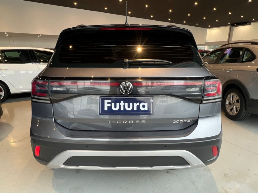volkswagen t-cross 1.4 250 tsi total flex highline automatico gasolina 4p 202512