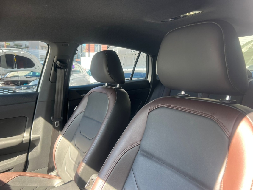 volkswagen virtus 1.0 200 tsi highline automatico gasolina 4p 20234