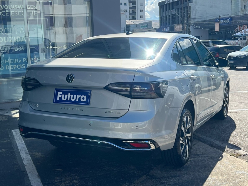 volkswagen virtus 1.0 200 tsi highline automatico gasolina 4p 202313