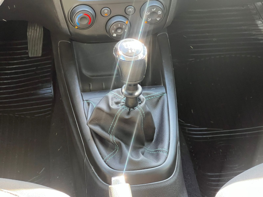 chevrolet onix 1.0 mpfi ls 8v flex 4p manual gasolina 20168